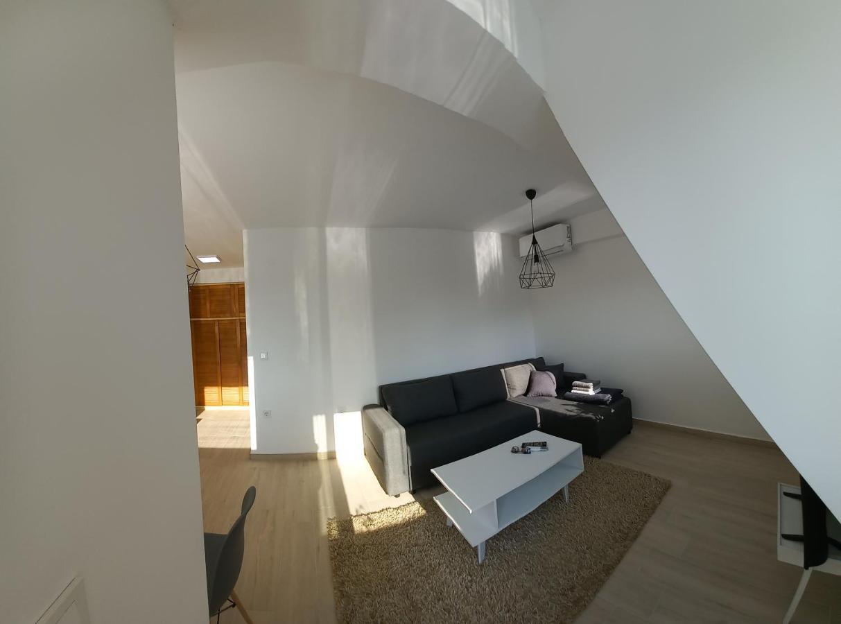 Studio Close To Town Centar Scopia Exterior foto